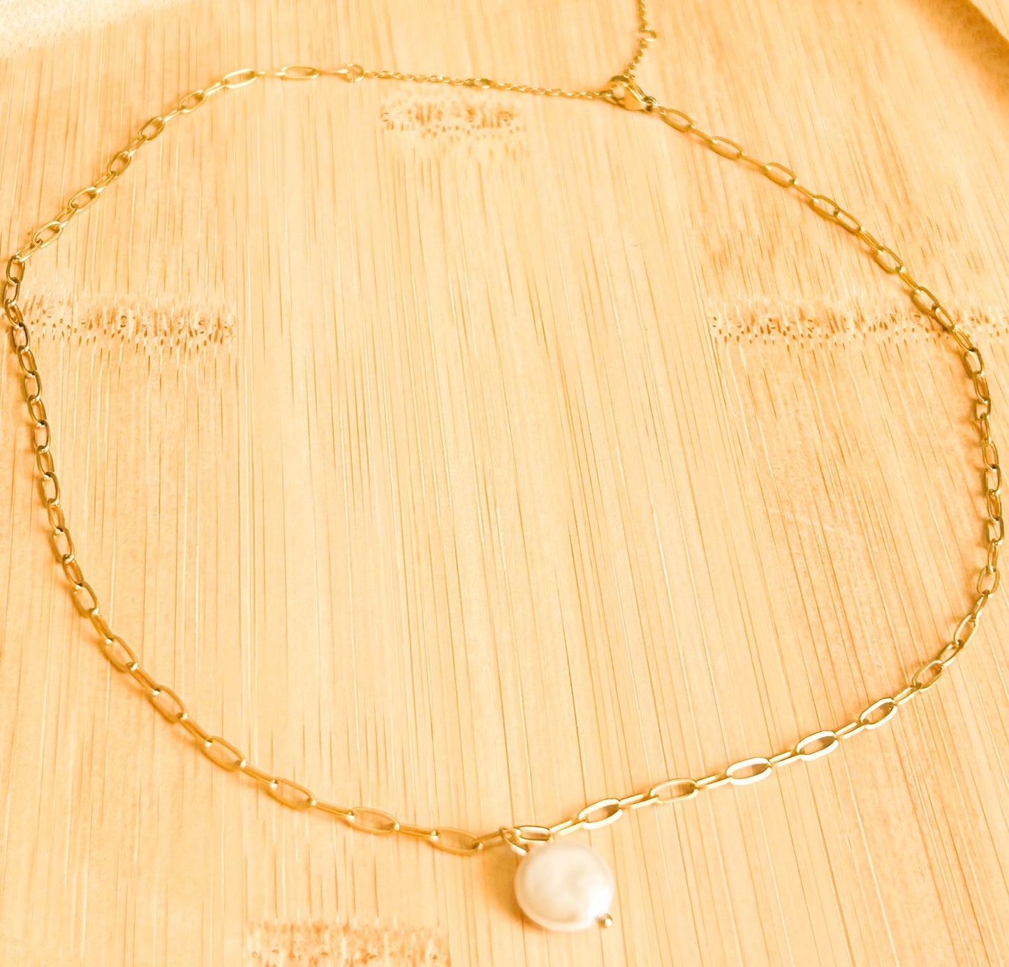 Collier INES